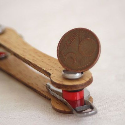 Keycabin Schlüsselanhänger aus Eiche - Münze